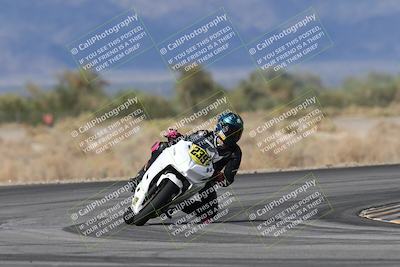 media/Nov-16-2025-Race Pace (Sun) [[8c5fa54630]]/Verified Riders/7-Turn 4 (1155am)/